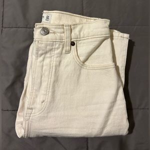 Abercrombie Cream 90s Straight Ultra High Rise
